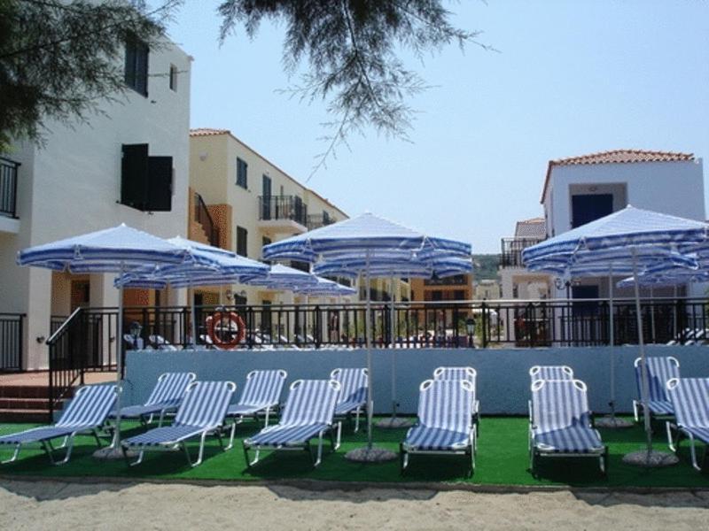 Margarita Beach Hotel Agia Marina Zewnętrze zdjęcie