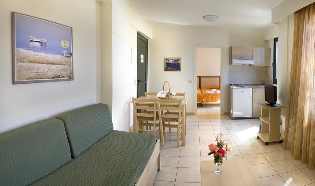 Margarita Beach Hotel Agia Marina Pokój zdjęcie